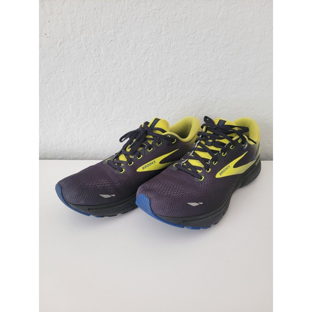Brooks Ghost 15 Men's Size 11D Running Shoes Black Nightlife Yellow Sneakers